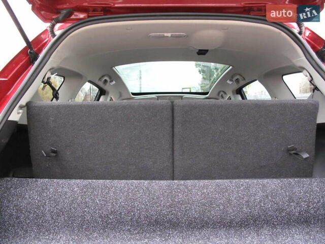 Ниссан Кашкай 2 2013 в Киеве на Automoto.ua Красный Ниссан Кашкай 2, объемом двигателя 2 л и пробегом 95 тыс. км за 13400 $, фото 34 на Automoto.ua