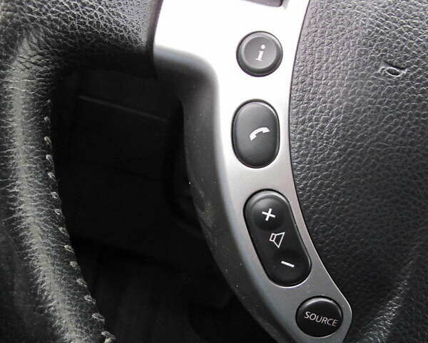 Ниссан Кашкай 2 2013 в Киеве на Automoto.ua Красный Ниссан Кашкай 2, объемом двигателя 2 л и пробегом 95 тыс. км за 13400 $, фото 68 на Automoto.ua