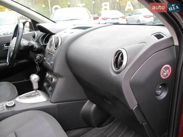 Ниссан Кашкай 2 2013 в Киеве на Automoto.ua Красный Ниссан Кашкай 2, объемом двигателя 2 л и пробегом 95 тыс. км за 13400 $, фото 38 на Automoto.ua