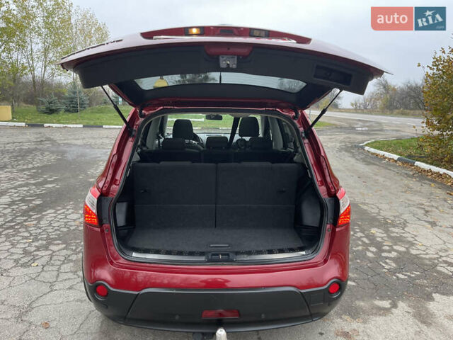 Червоний Ніссан Кашкай 2, об'ємом двигуна 1.6 л та пробігом 191 тис. км за 11300 $, фото 10 на Automoto.ua