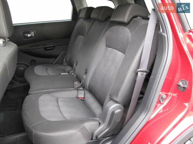 Ниссан Кашкай 2 2013 в Киеве на Automoto.ua Красный Ниссан Кашкай 2, объемом двигателя 2 л и пробегом 95 тыс. км за 13400 $, фото 29 на Automoto.ua