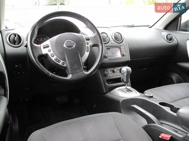 Ниссан Кашкай 2 2013 в Киеве на Automoto.ua Красный Ниссан Кашкай 2, объемом двигателя 2 л и пробегом 95 тыс. км за 13400 $, фото 22 на Automoto.ua