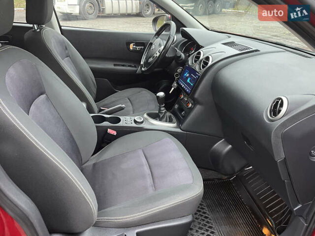 Червоний Ніссан Кашкай 2, об'ємом двигуна 1.6 л та пробігом 191 тис. км за 11300 $, фото 13 на Automoto.ua