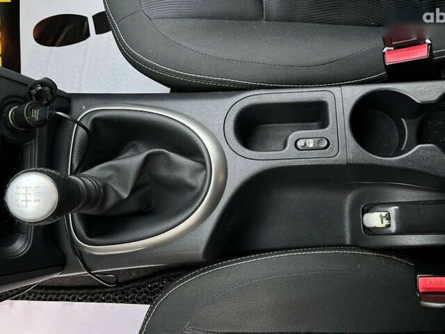 Ниссан Кашкай 2, объемом двигателя 1.6 л и пробегом 246 тыс. км за 11800 $, фото 13 на Automoto.ua