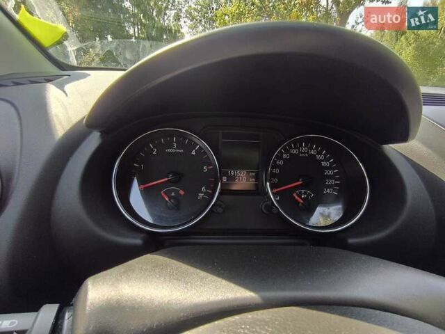 Ниссан Кашкай 2, объемом двигателя 1.6 л и пробегом 191 тыс. км за 12700 $, фото 13 на Automoto.ua