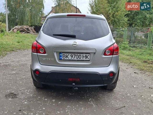 Сірий Ніссан Кашкай 2, об'ємом двигуна 1.46 л та пробігом 280 тис. км за 7699 $, фото 79 на Automoto.ua