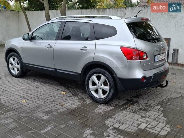 Сірий Ніссан Кашкай 2, об'ємом двигуна 1.46 л та пробігом 280 тис. км за 7650 $, фото 84 на Automoto.ua