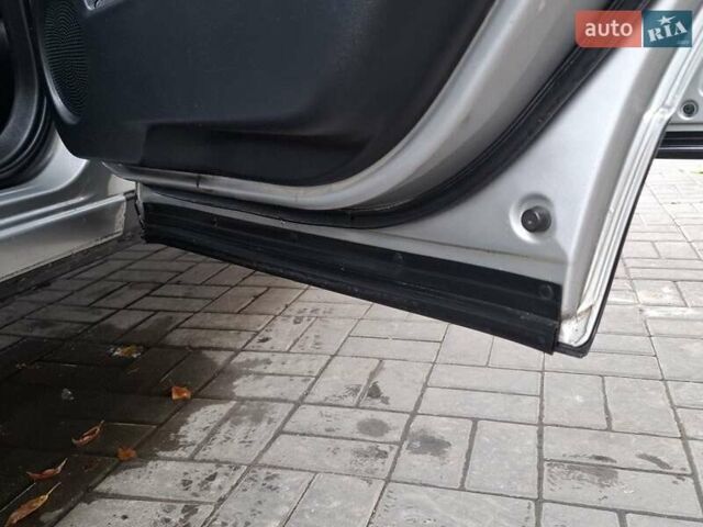 Сірий Ніссан Кашкай 2, об'ємом двигуна 1.46 л та пробігом 280 тис. км за 7650 $, фото 51 на Automoto.ua