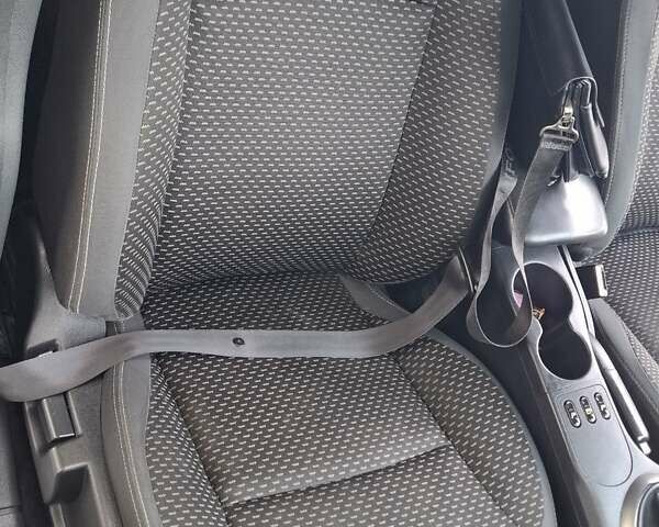 Сірий Ніссан Кашкай 2, об'ємом двигуна 1.46 л та пробігом 280 тис. км за 7650 $, фото 40 на Automoto.ua