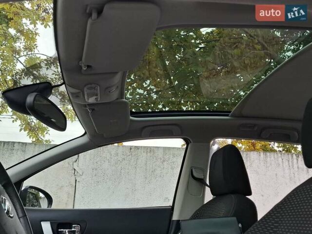 Сірий Ніссан Кашкай 2, об'ємом двигуна 1.46 л та пробігом 280 тис. км за 7650 $, фото 22 на Automoto.ua