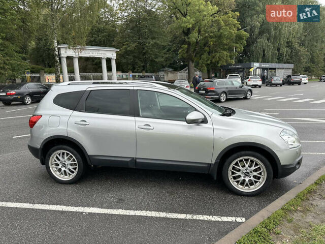 Сірий Ніссан Кашкай 2, об'ємом двигуна 2 л та пробігом 260 тис. км за 8499 $, фото 5 на Automoto.ua