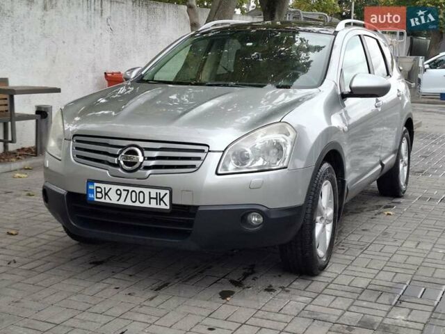 Сірий Ніссан Кашкай 2, об'ємом двигуна 1.46 л та пробігом 280 тис. км за 7650 $, фото 83 на Automoto.ua