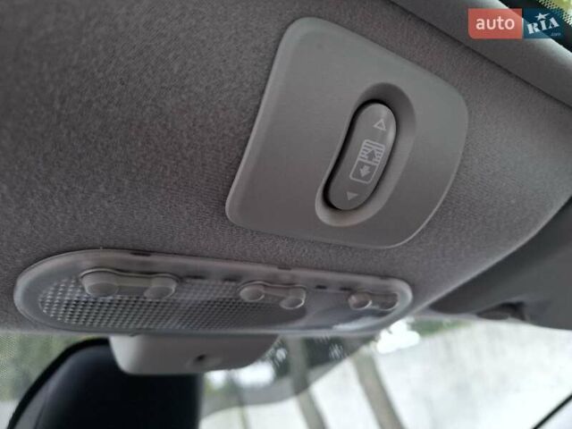 Сірий Ніссан Кашкай 2, об'ємом двигуна 1.46 л та пробігом 280 тис. км за 7650 $, фото 28 на Automoto.ua