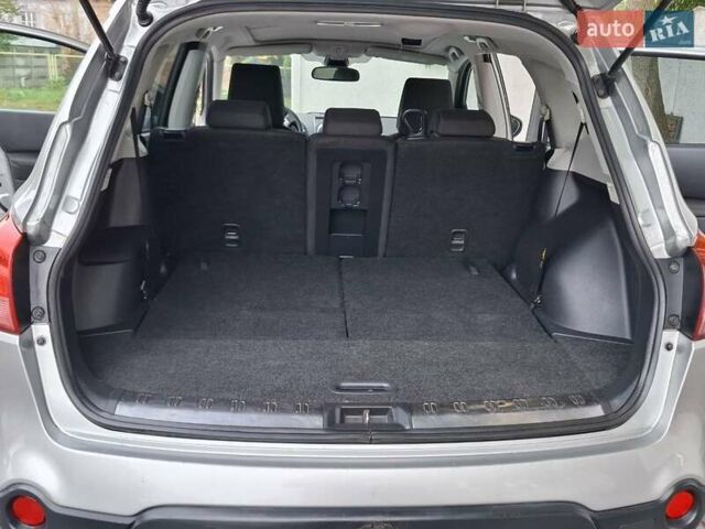 Сірий Ніссан Кашкай 2, об'ємом двигуна 1.46 л та пробігом 280 тис. км за 7650 $, фото 45 на Automoto.ua