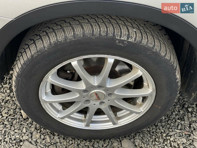 Серый Ниссан Кашкай 2, объемом двигателя 2 л и пробегом 241 тыс. км за 9999 $, фото 62 на Automoto.ua