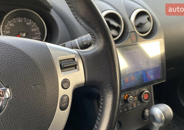 Серый Ниссан Кашкай 2, объемом двигателя 2 л и пробегом 241 тыс. км за 9999 $, фото 49 на Automoto.ua