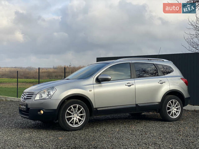 Серый Ниссан Кашкай 2, объемом двигателя 2 л и пробегом 241 тыс. км за 9999 $, фото 1 на Automoto.ua