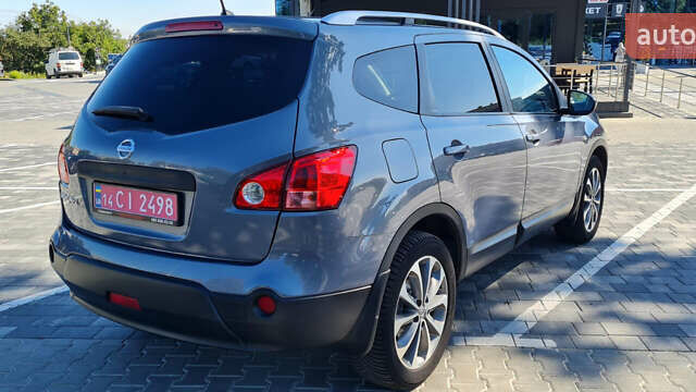 Серый Ниссан Кашкай 2, объемом двигателя 2 л и пробегом 175 тыс. км за 9900 $, фото 7 на Automoto.ua