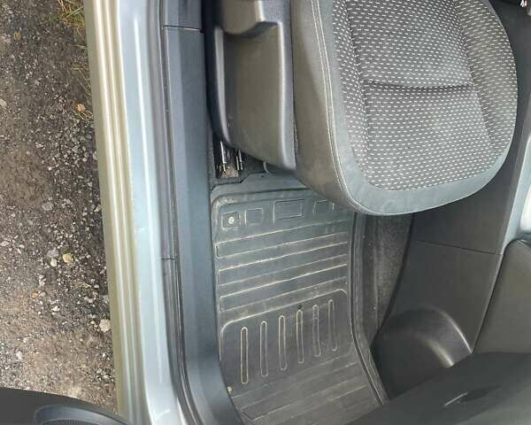 Серый Ниссан Кашкай 2, объемом двигателя 1.46 л и пробегом 207 тыс. км за 8800 $, фото 20 на Automoto.ua