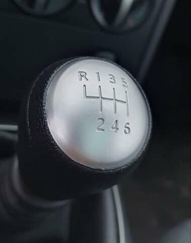 Серый Ниссан Кашкай 2, объемом двигателя 1.46 л и пробегом 193 тыс. км за 8800 $, фото 5 на Automoto.ua