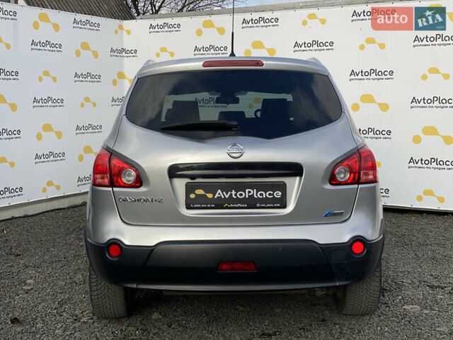 Серый Ниссан Кашкай 2, объемом двигателя 2 л и пробегом 241 тыс. км за 9999 $, фото 3 на Automoto.ua