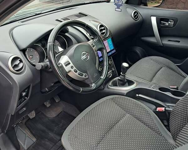 Сірий Ніссан Кашкай 2, об'ємом двигуна 1.5 л та пробігом 219 тис. км за 8999 $, фото 15 на Automoto.ua