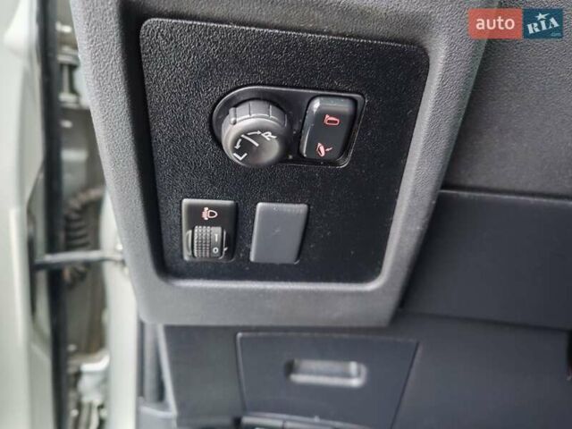 Серый Ниссан Кашкай 2, объемом двигателя 1.5 л и пробегом 234 тыс. км за 8999 $, фото 52 на Automoto.ua