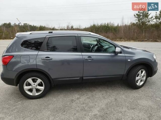 Серый Ниссан Кашкай 2, объемом двигателя 2 л и пробегом 305 тыс. км за 9700 $, фото 1 на Automoto.ua