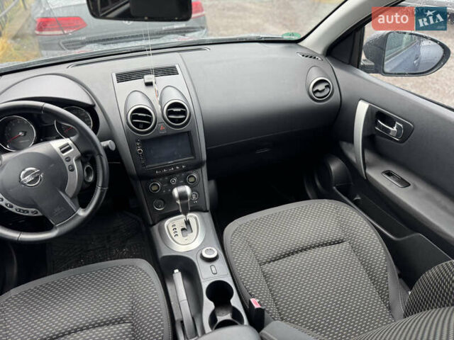 Серый Ниссан Кашкай 2, объемом двигателя 2 л и пробегом 140 тыс. км за 9850 $, фото 42 на Automoto.ua