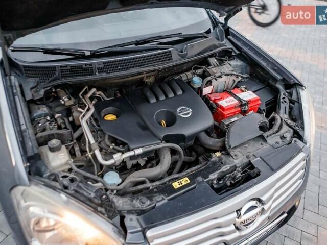 Сірий Ніссан Кашкай 2, об'ємом двигуна 1.46 л та пробігом 320 тис. км за 8600 $, фото 32 на Automoto.ua