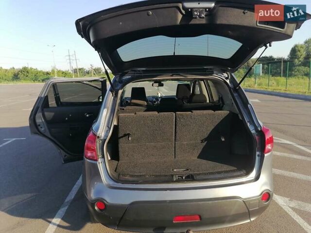 Серый Ниссан Кашкай 2, объемом двигателя 1.46 л и пробегом 287 тыс. км за 8800 $, фото 13 на Automoto.ua