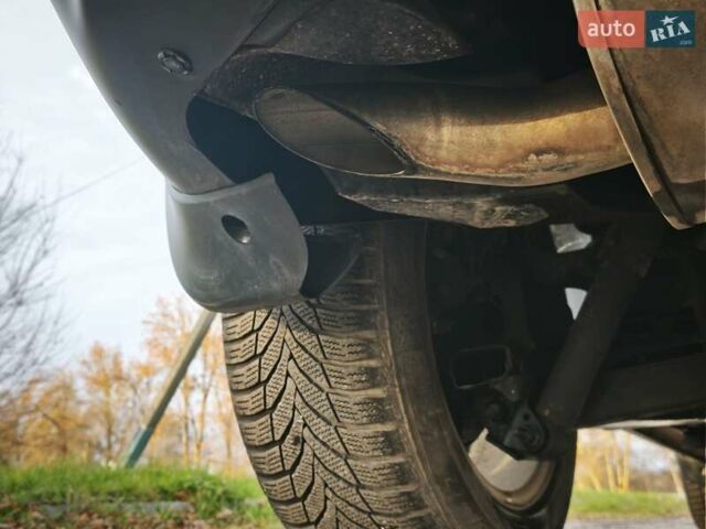 Серый Ниссан Кашкай 2, объемом двигателя 2 л и пробегом 212 тыс. км за 10000 $, фото 19 на Automoto.ua