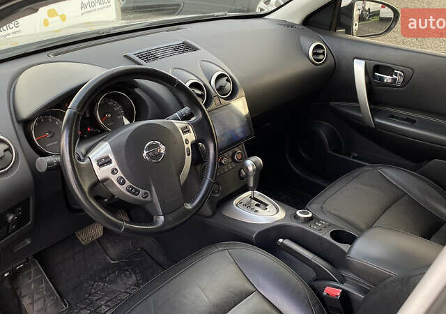 Серый Ниссан Кашкай 2, объемом двигателя 2 л и пробегом 241 тыс. км за 9999 $, фото 43 на Automoto.ua