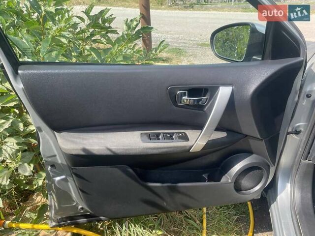 Серый Ниссан Кашкай 2, объемом двигателя 1.46 л и пробегом 207 тыс. км за 8800 $, фото 26 на Automoto.ua