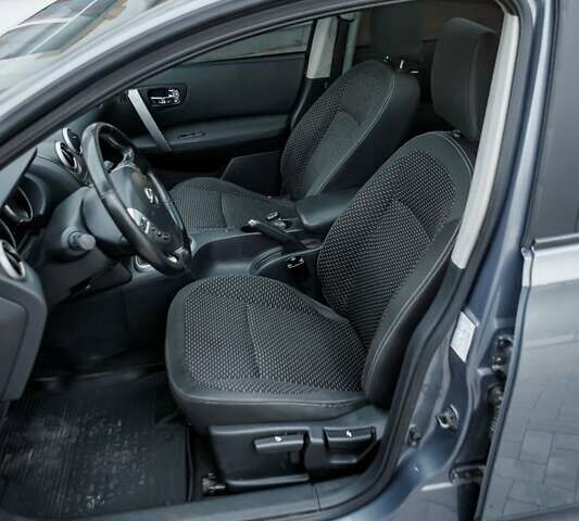 Сірий Ніссан Кашкай 2, об'ємом двигуна 1.46 л та пробігом 320 тис. км за 8600 $, фото 17 на Automoto.ua