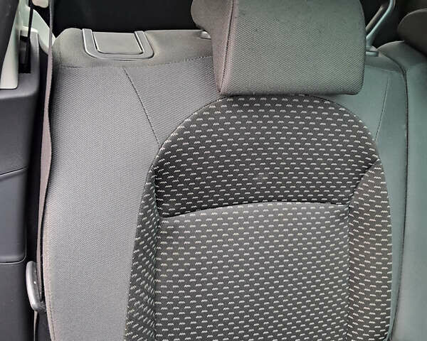 Серый Ниссан Кашкай 2, объемом двигателя 1.5 л и пробегом 219 тыс. км за 8999 $, фото 27 на Automoto.ua