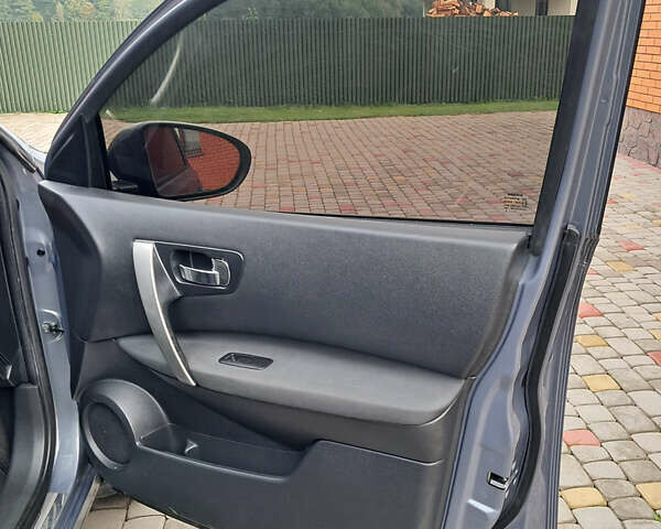 Серый Ниссан Кашкай 2, объемом двигателя 1.5 л и пробегом 219 тыс. км за 8999 $, фото 29 на Automoto.ua
