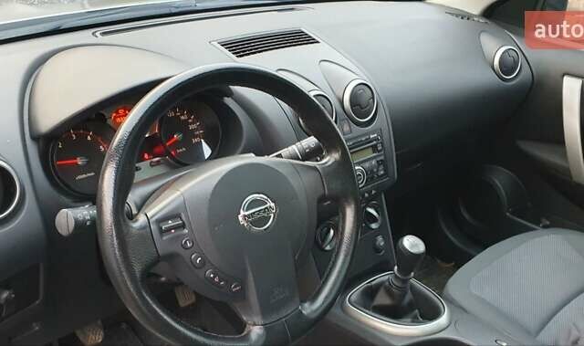 Серый Ниссан Кашкай 2, объемом двигателя 1.46 л и пробегом 193 тыс. км за 8800 $, фото 24 на Automoto.ua