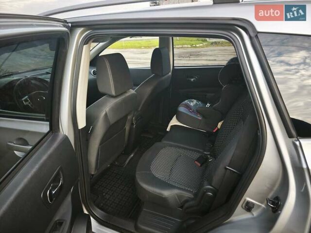 Серый Ниссан Кашкай 2, объемом двигателя 2 л и пробегом 212 тыс. км за 10000 $, фото 30 на Automoto.ua