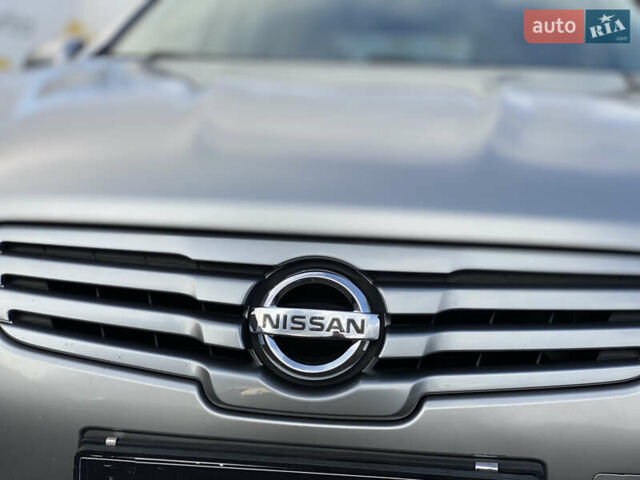 Серый Ниссан Кашкай 2, объемом двигателя 2 л и пробегом 241 тыс. км за 9999 $, фото 56 на Automoto.ua