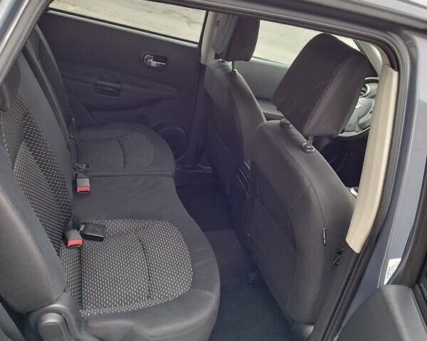 Серый Ниссан Кашкай 2, объемом двигателя 2 л и пробегом 305 тыс. км за 9700 $, фото 8 на Automoto.ua