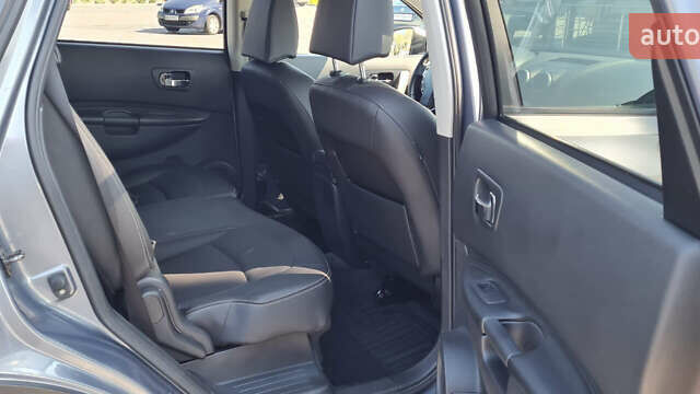 Серый Ниссан Кашкай 2, объемом двигателя 2 л и пробегом 175 тыс. км за 9900 $, фото 28 на Automoto.ua