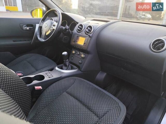 Сірий Ніссан Кашкай 2, об'ємом двигуна 1.5 л та пробігом 236 тис. км за 8600 $, фото 22 на Automoto.ua