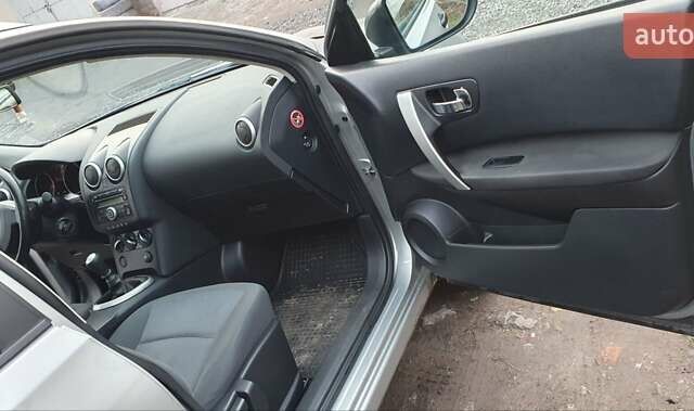 Серый Ниссан Кашкай 2, объемом двигателя 1.46 л и пробегом 193 тыс. км за 8800 $, фото 30 на Automoto.ua