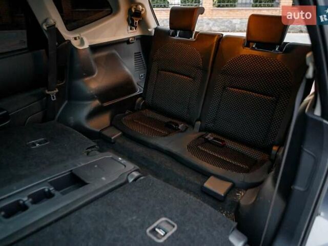 Сірий Ніссан Кашкай 2, об'ємом двигуна 1.46 л та пробігом 320 тис. км за 8600 $, фото 29 на Automoto.ua