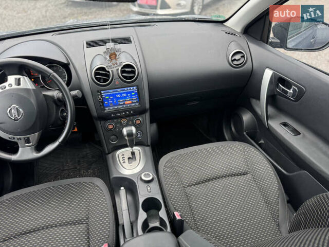 Серый Ниссан Кашкай 2, объемом двигателя 2 л и пробегом 140 тыс. км за 9850 $, фото 26 на Automoto.ua