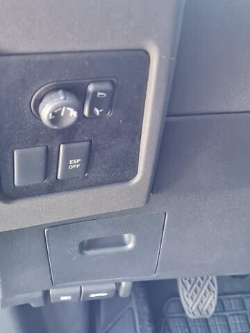 Серый Ниссан Кашкай 2, объемом двигателя 2 л и пробегом 175 тыс. км за 9900 $, фото 27 на Automoto.ua