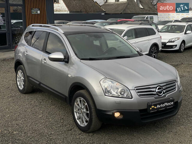 Серый Ниссан Кашкай 2, объемом двигателя 2 л и пробегом 241 тыс. км за 9999 $, фото 4 на Automoto.ua