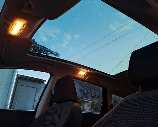 Серый Ниссан Кашкай 2, объемом двигателя 1.5 л и пробегом 260 тыс. км за 8500 $, фото 12 на Automoto.ua