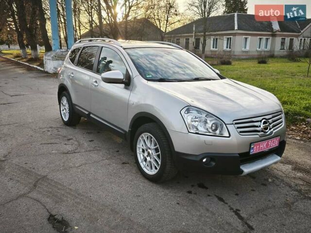 Серый Ниссан Кашкай 2, объемом двигателя 2 л и пробегом 212 тыс. км за 10000 $, фото 3 на Automoto.ua